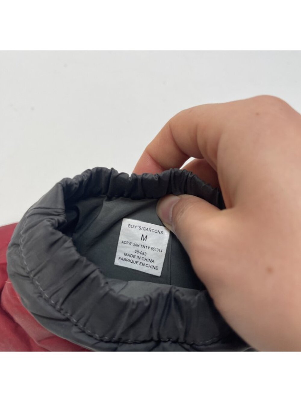 Northface Thermoball 450 Botties Slippers Boys Sz M Red / Gray Quilted Cozy - Picture 8 of 10